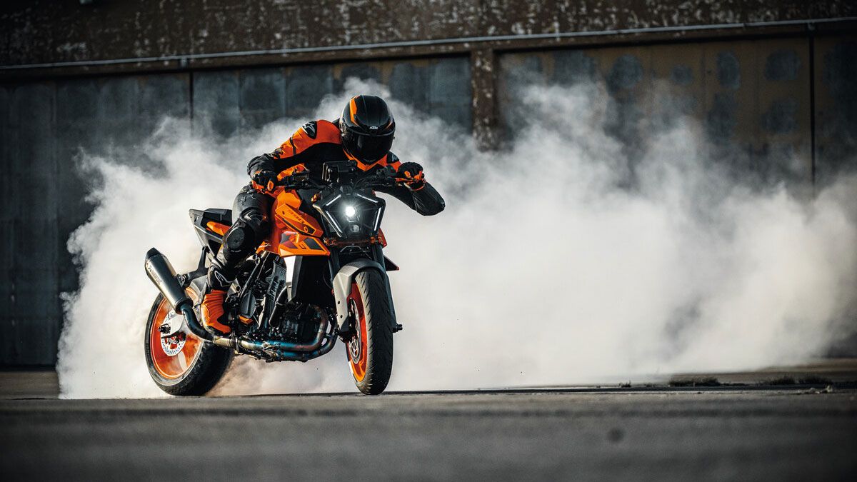 KTM 990 Duke 2024 Accion (6)