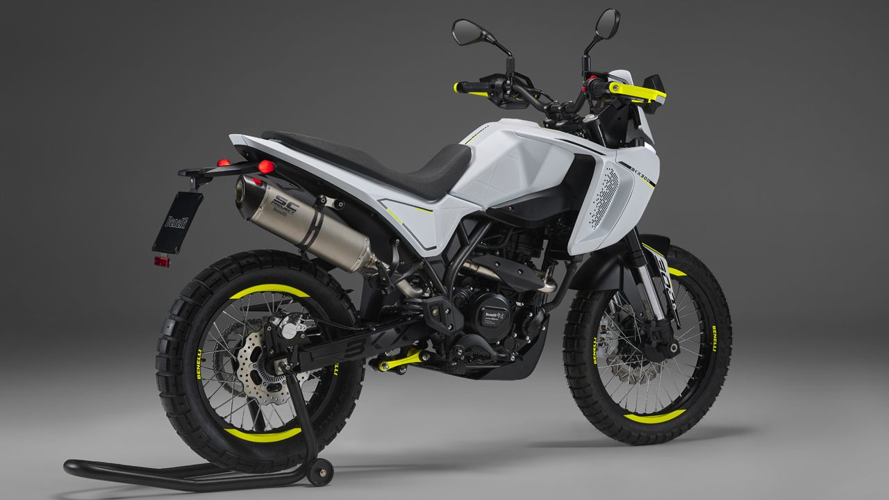 Benelli BKX 300 2024 Estudio (8)