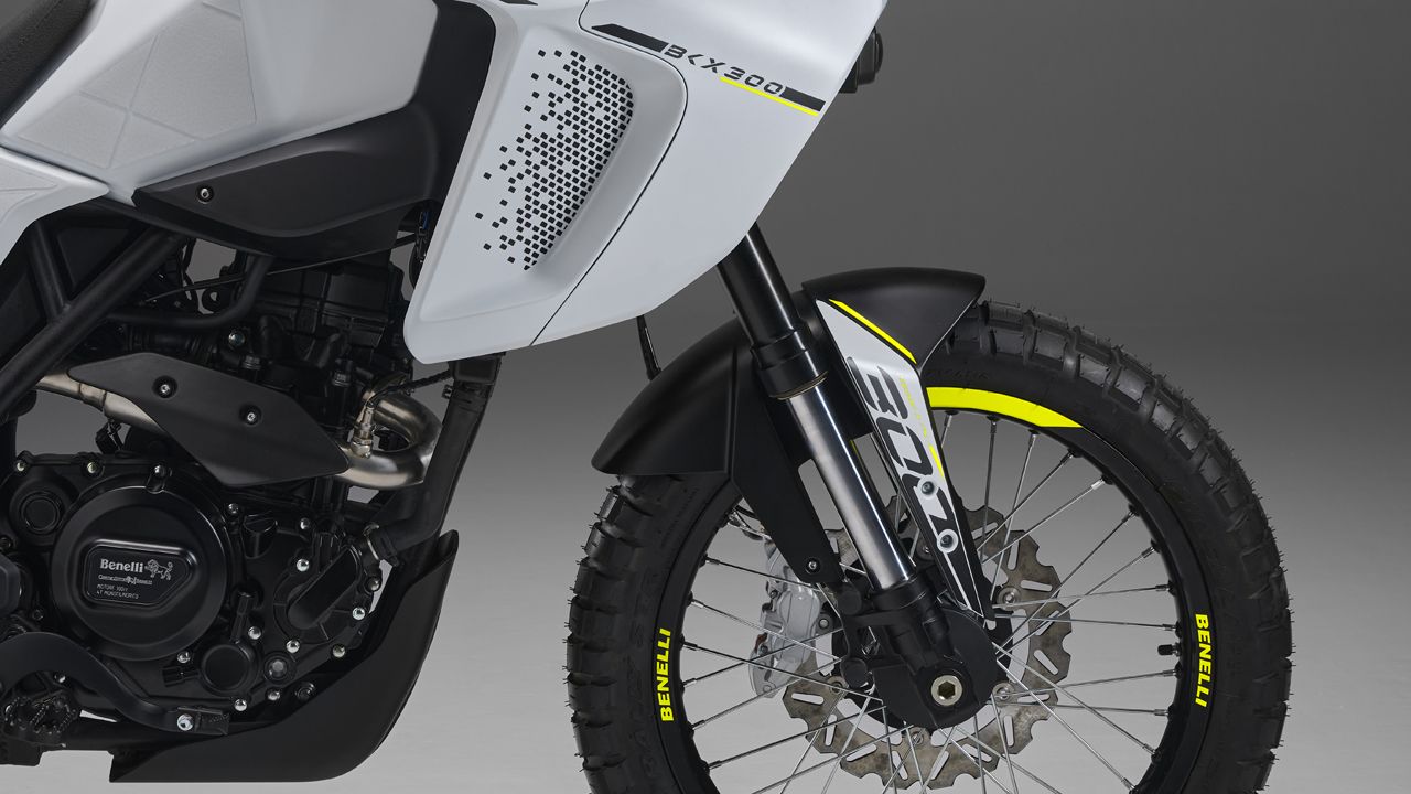 Benelli BKX 300 2024 Detalles (7)