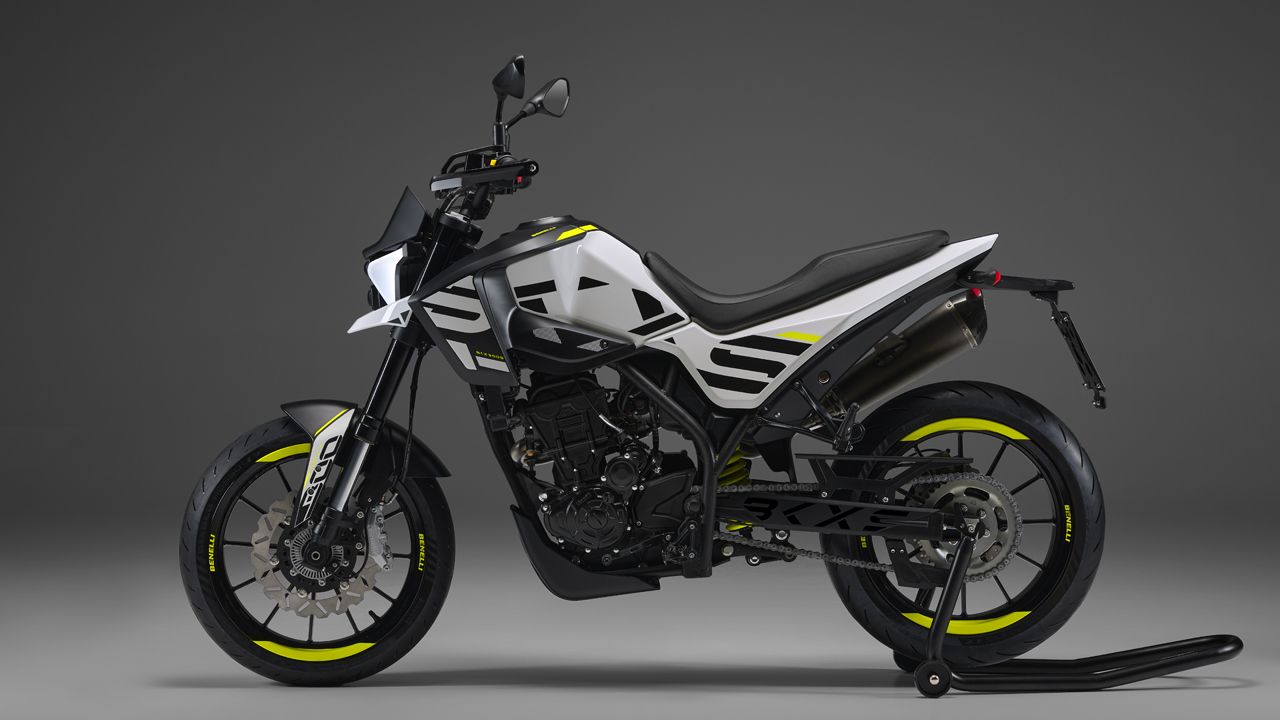 Benelli BKX 300 S 2024 Estudio (5)