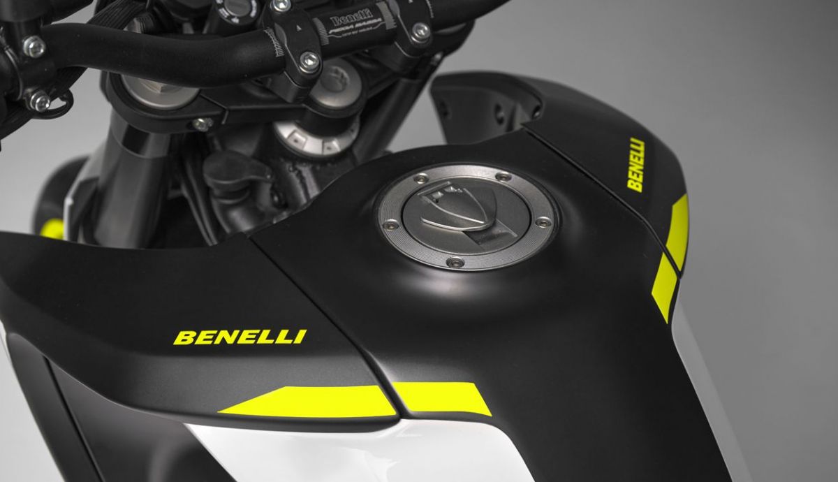 Benelli BKX 300 S 2024 Detalles (8) Benelli BKX 300 S 2024 Detalles (8)