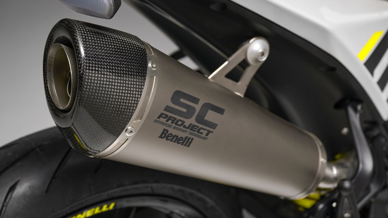 Benelli BKX 300 S 2024 Detalles (4)