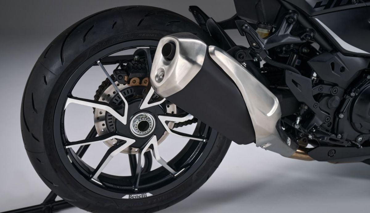 Benelli Tornado 400 2024 Detalles (4)