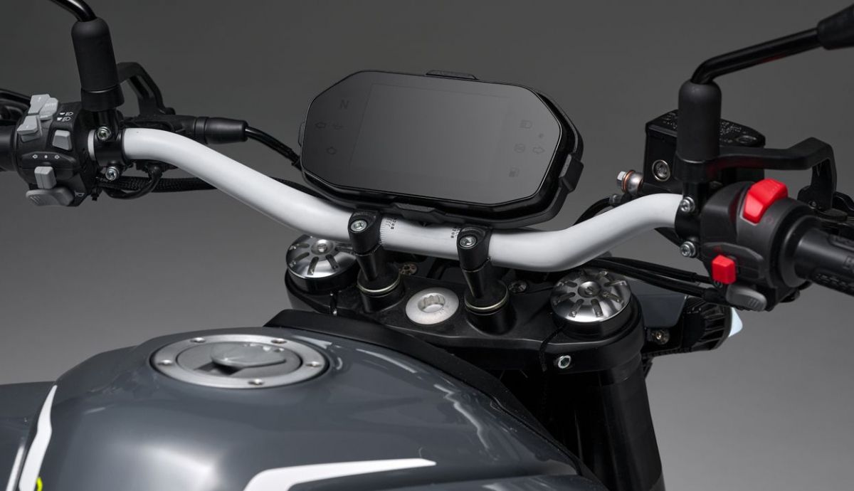Benelli Tornado Naked Twin 500 2024 Detalles (13)