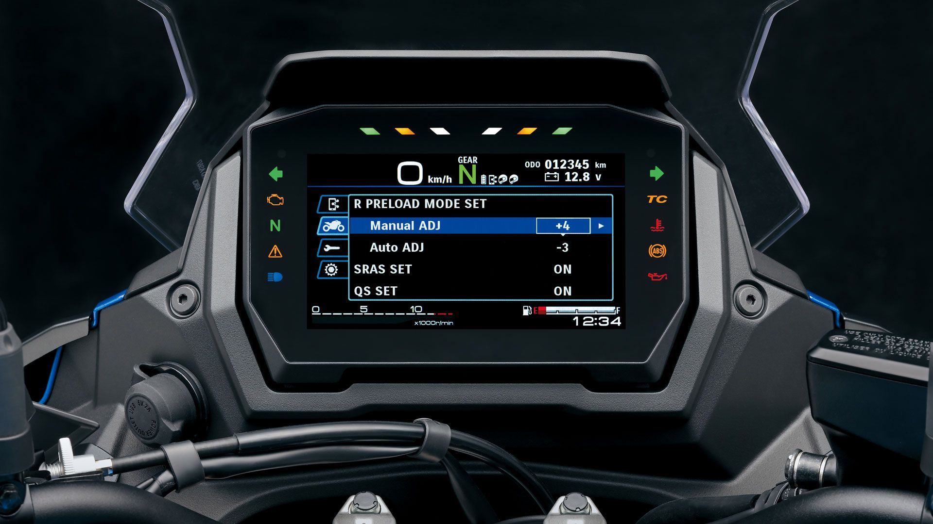 Suzuki GSX S1000 GX 2024 Detalles Cuadro (10)