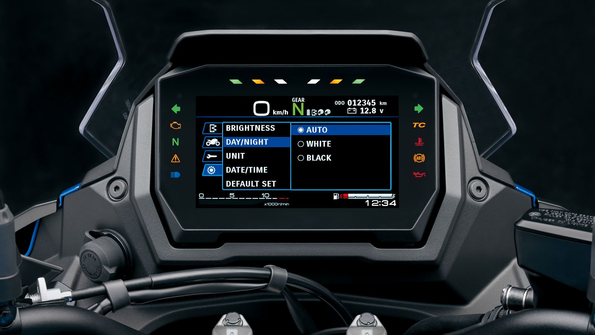 Suzuki GSX S1000 GX 2024 Detalles Cuadro (11)