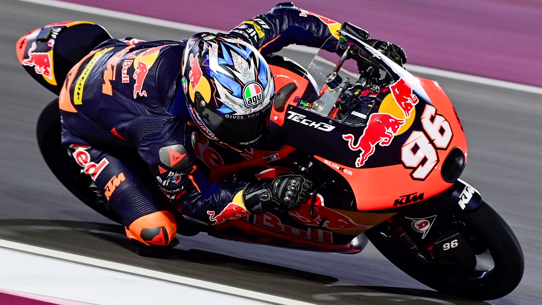 Dani Holgado saldrá desde la pole en Qatar