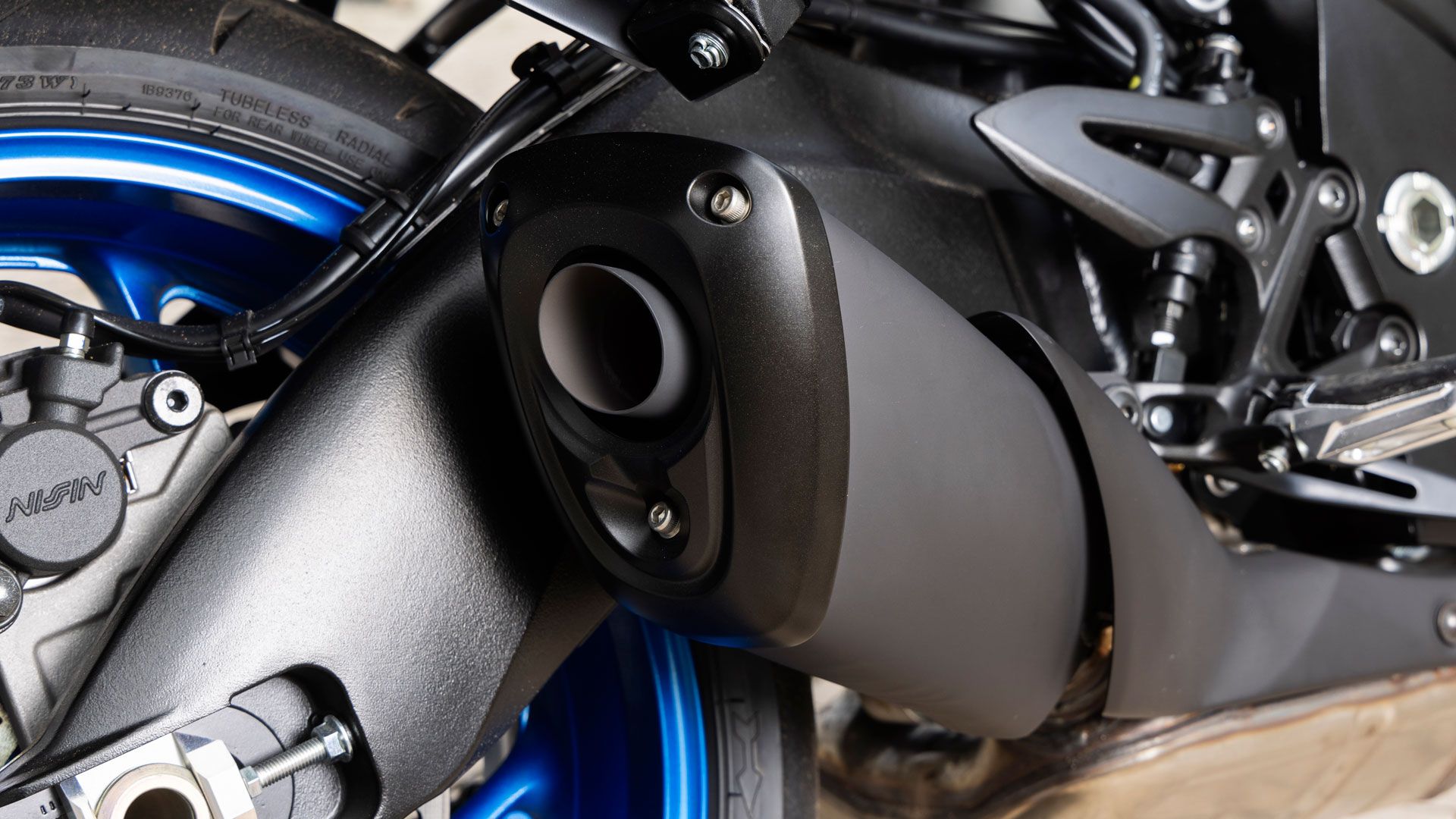 SUZUKI GSX S1000  GX 2024 Detalle (24)