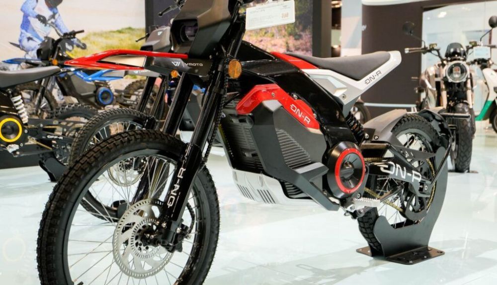 vmoto ON R eicma 2 1024x1024 vmoto ON R eicma 2 1024x1024