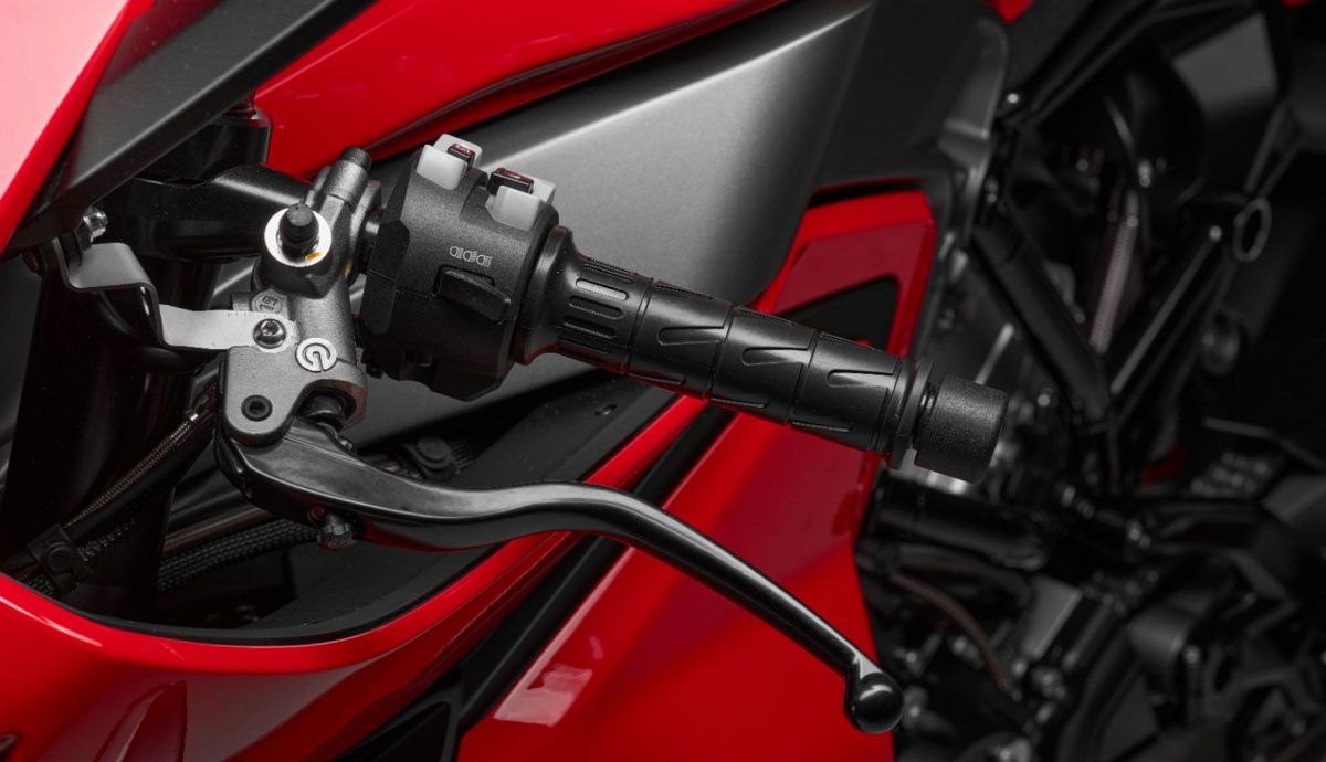 Moto Morini Corsaro Sports 2024 (5)