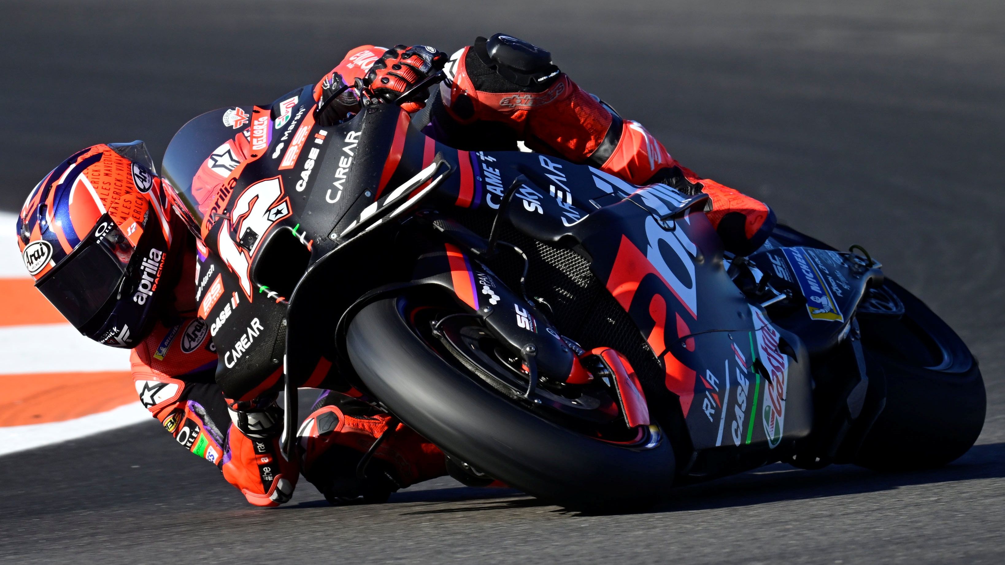 Maverick Viñales ha logrado en Valencia su primera pole con Aprilia