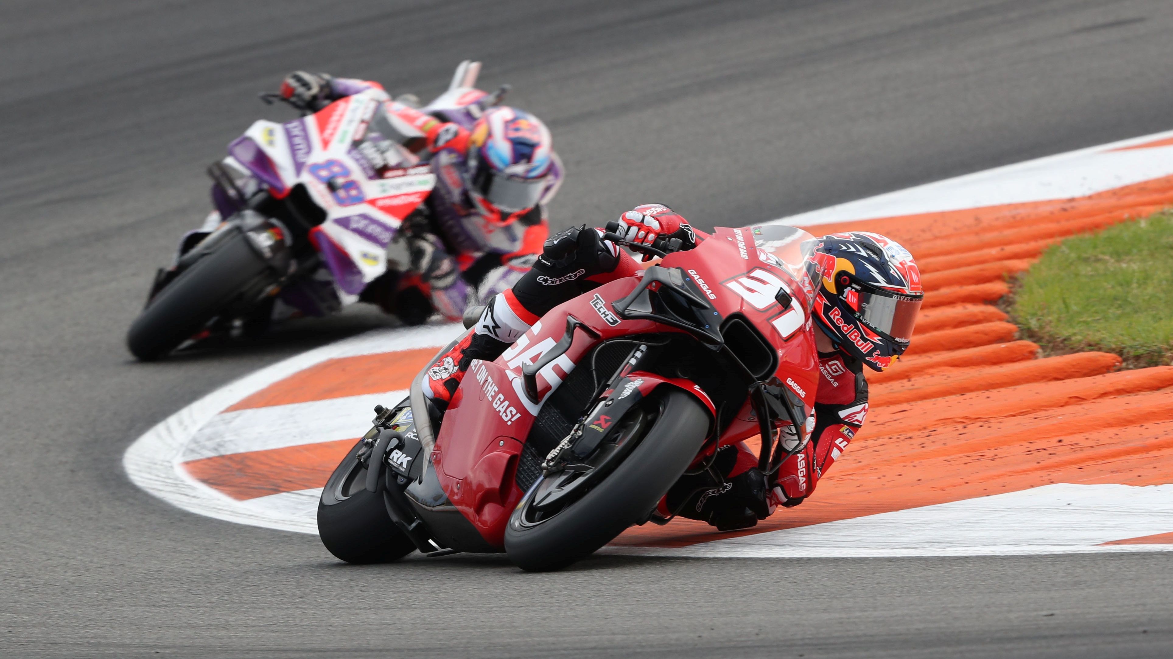 Pedro Acosta y Jorge Martín, test Valencia MotoGP 2024