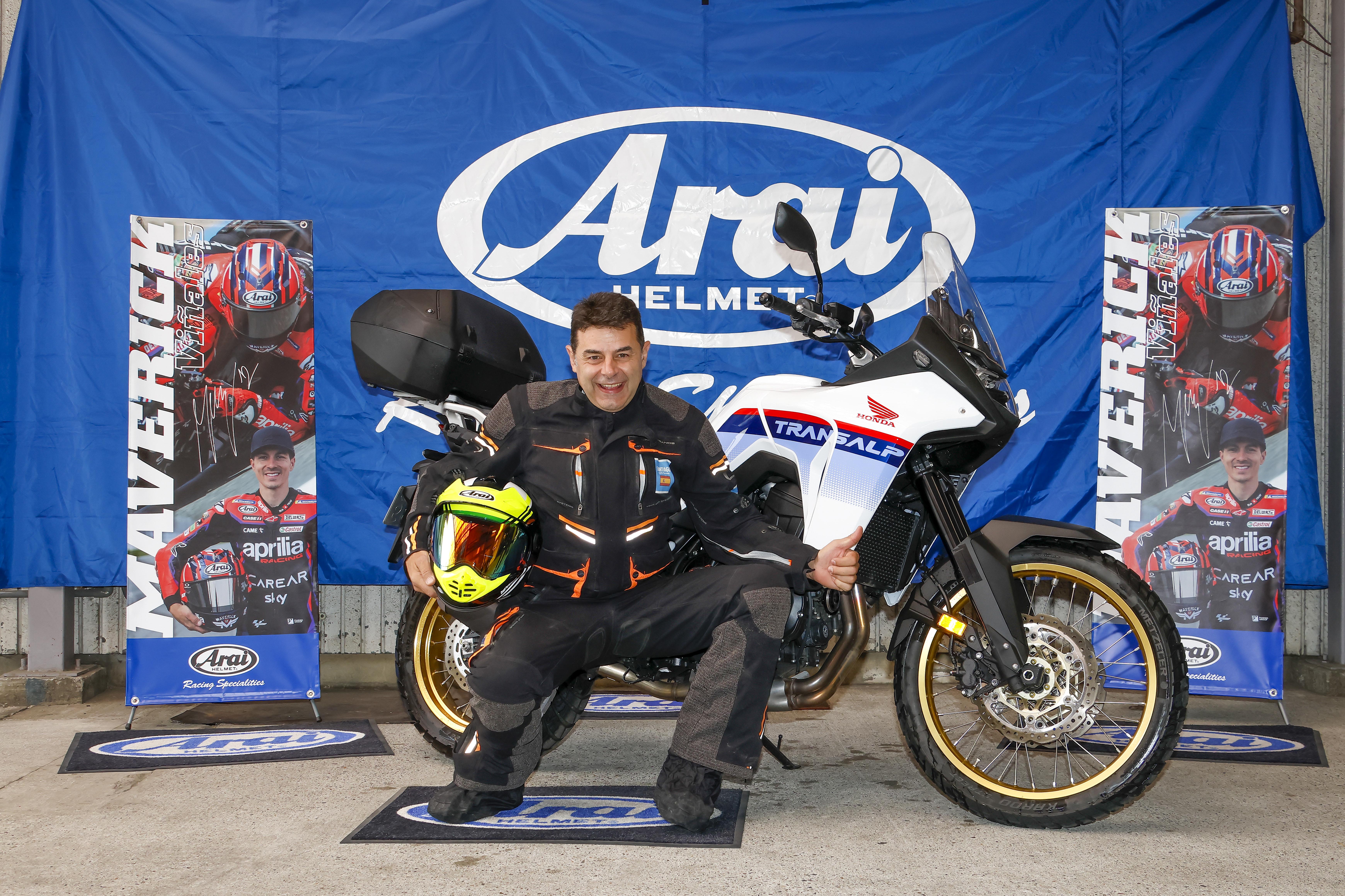 Fotos casco Arai Tour X-5
