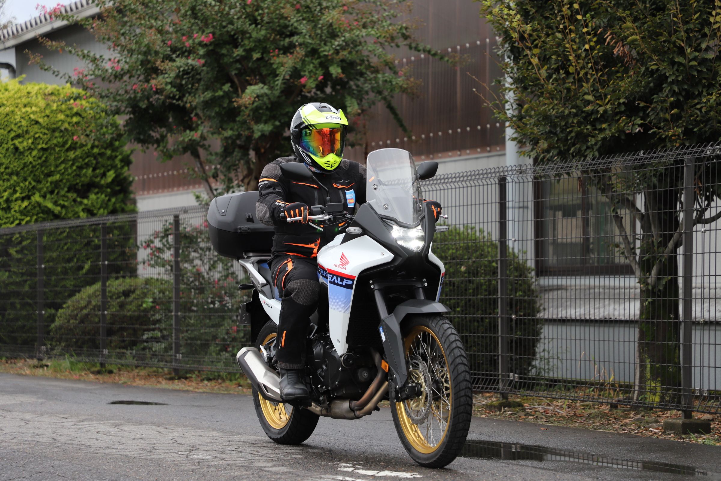 Fotos casco Arai Tour X-5