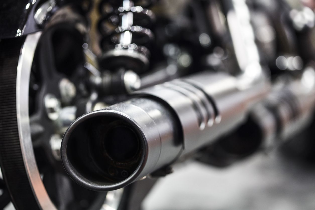 Cómo saber si mi moto es carburada o inyectada