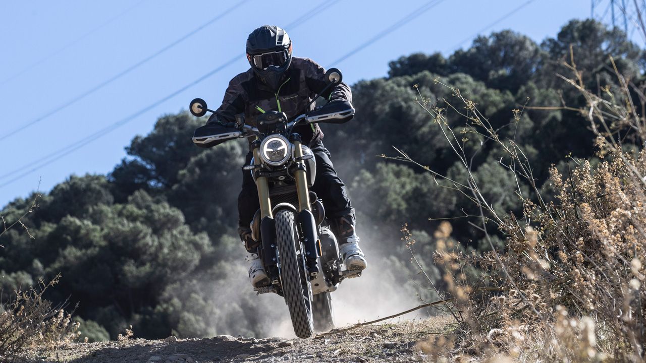 Triumph Scrambler 1200 XE 2024
