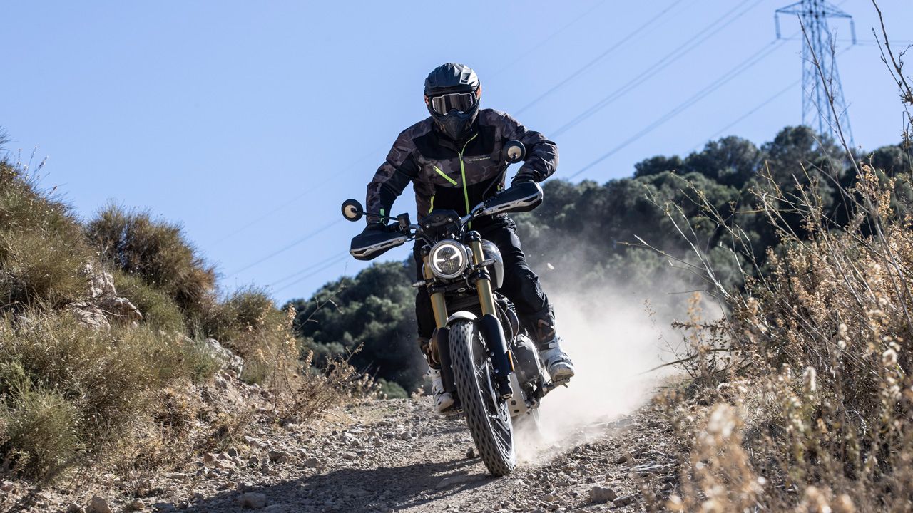 Triumph Scrambler 1200 XE 2024