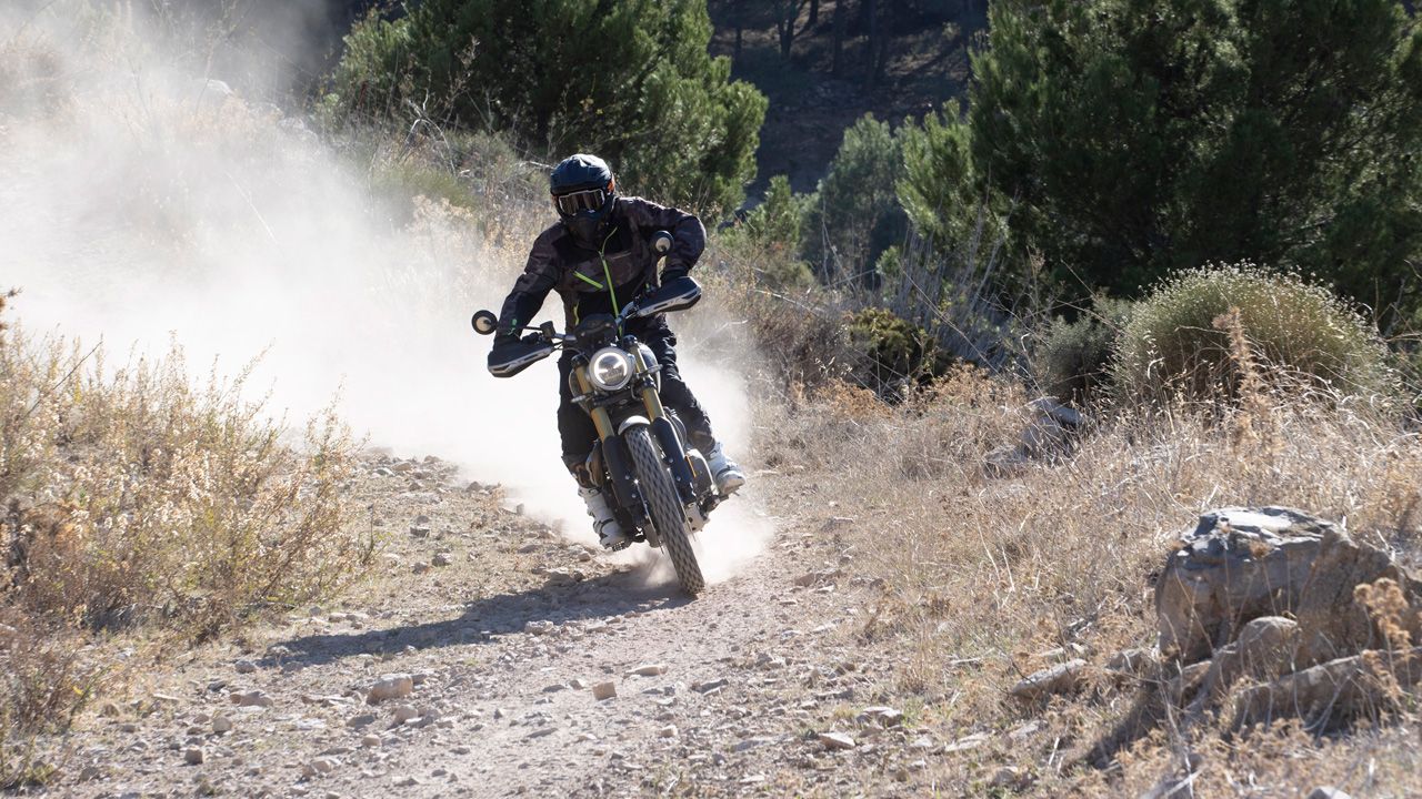 Triumph Scrambler 1200 XE 2024