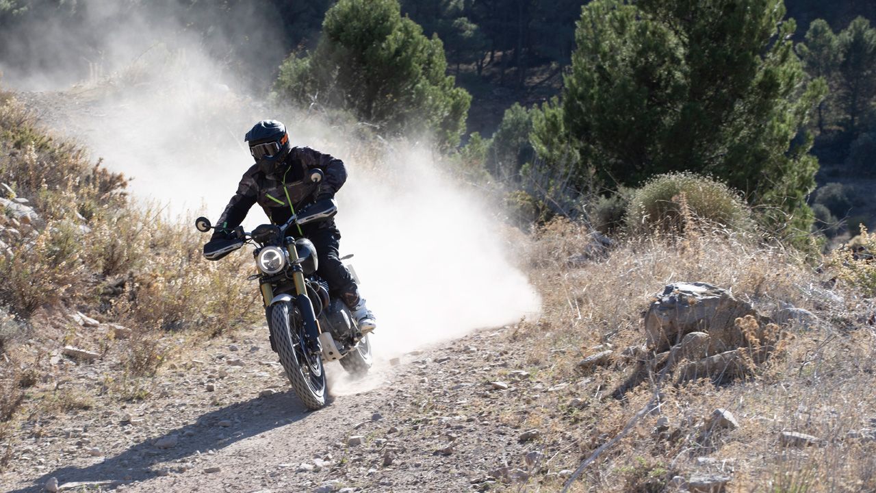 Triumph Scrambler 1200 XE 2024