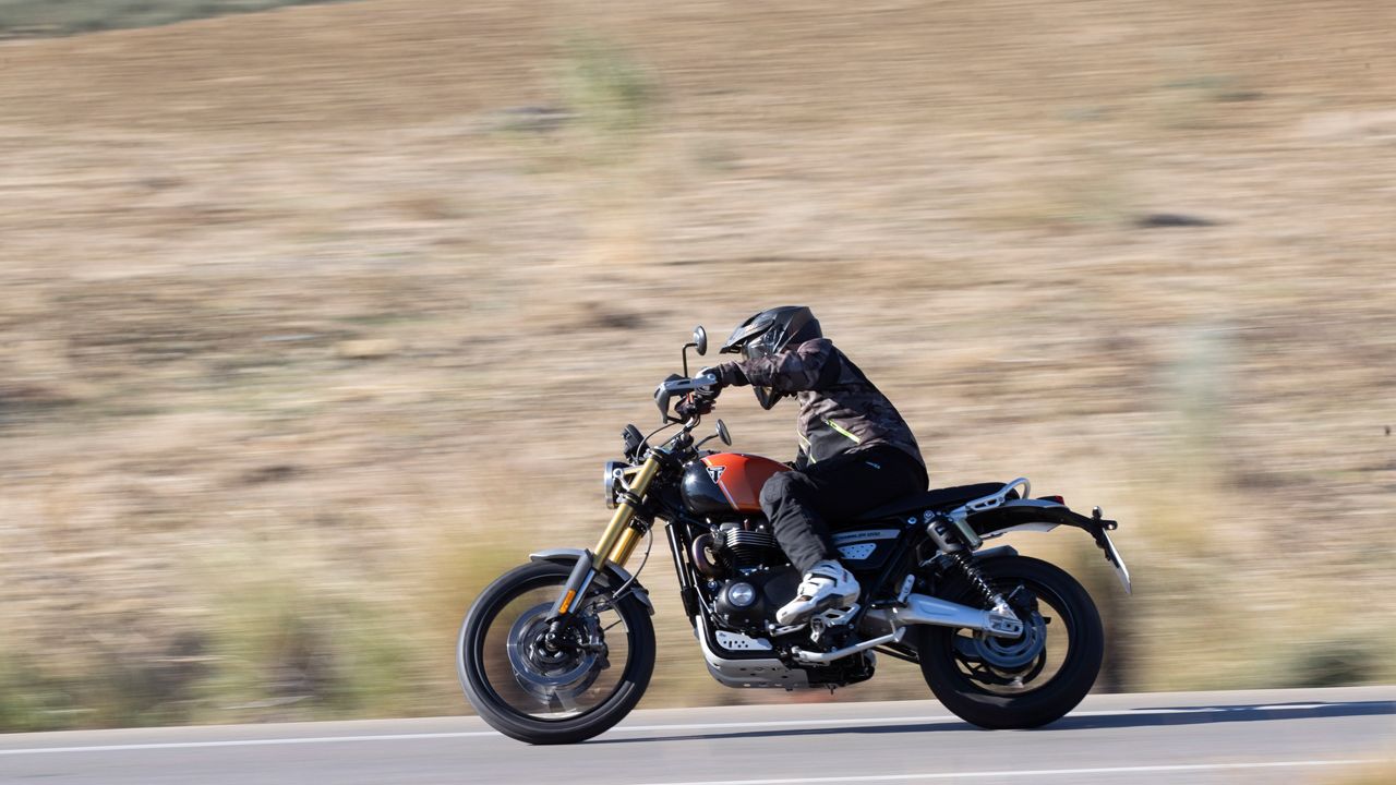 Triumph Scrambler 1200 XE 2024