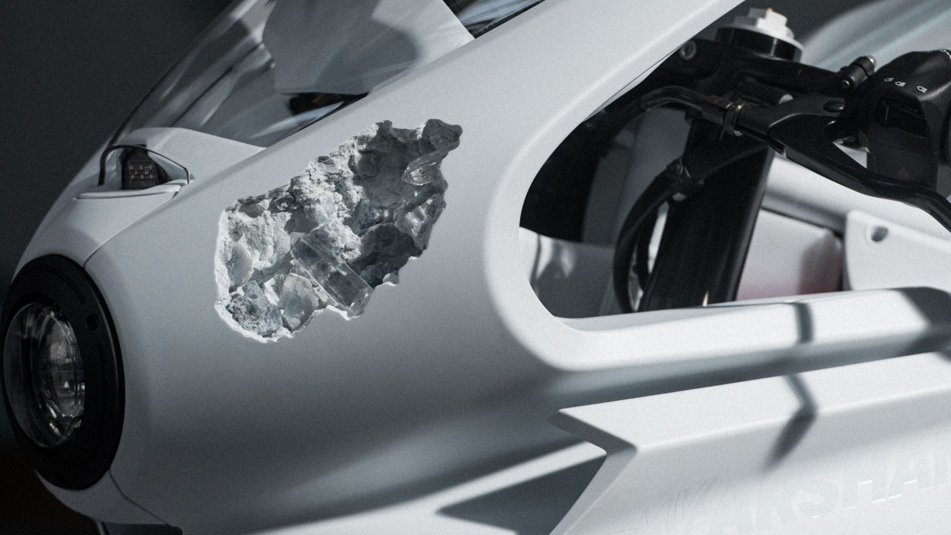 MV Agusta Superveloce Arsham fotos 01