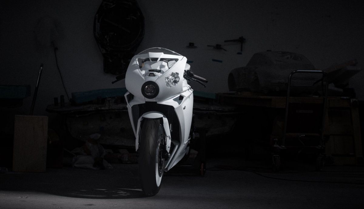 MV Agusta Superveloce Arsham fotos 03 MV Agusta Superveloce Arsham fotos 03