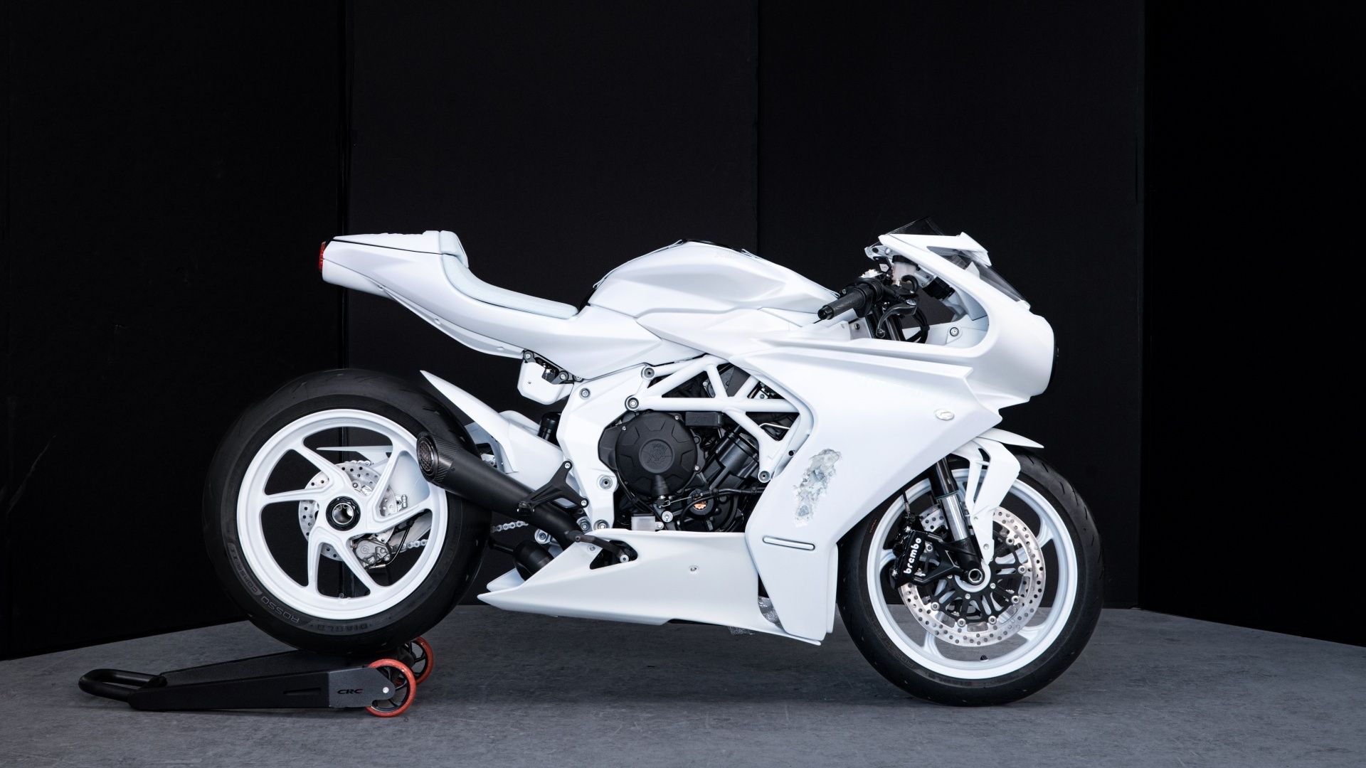 MV Agusta Superveloce Arsham fotos 09