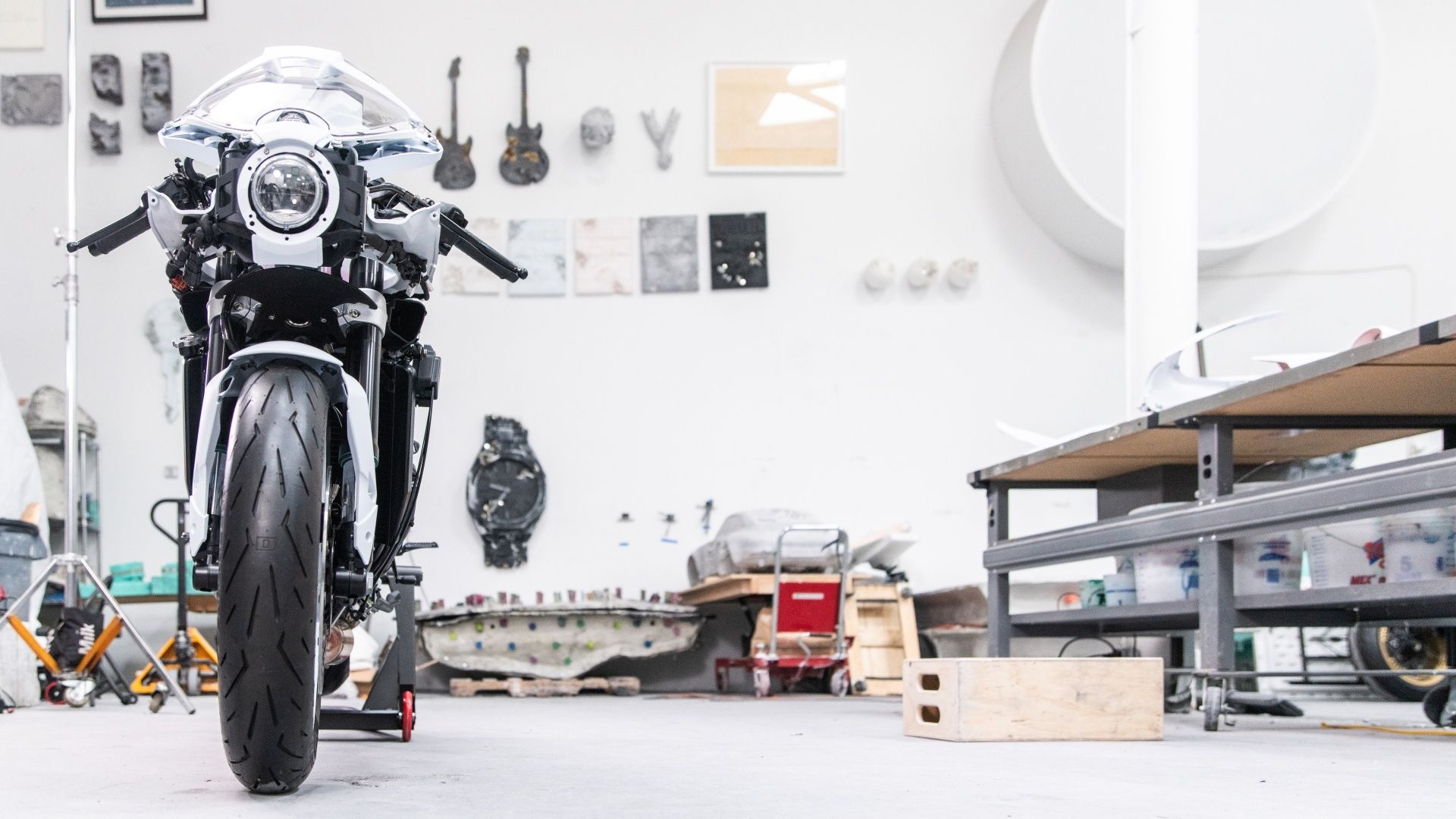 MV Agusta Superveloce Arsham fotos 12