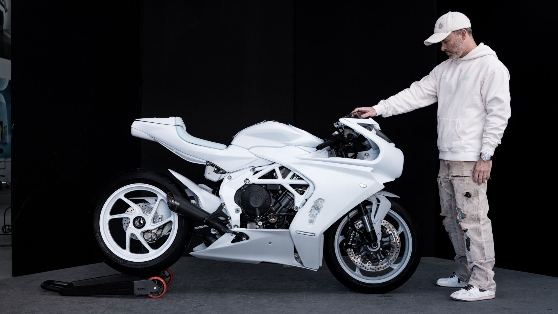 MV Agusta Superveloce Arsham fotos 28