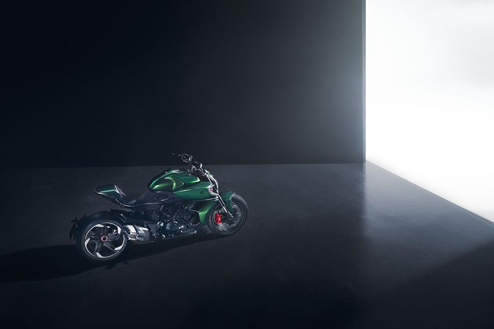 Ducati Diavel for Bentley (8)