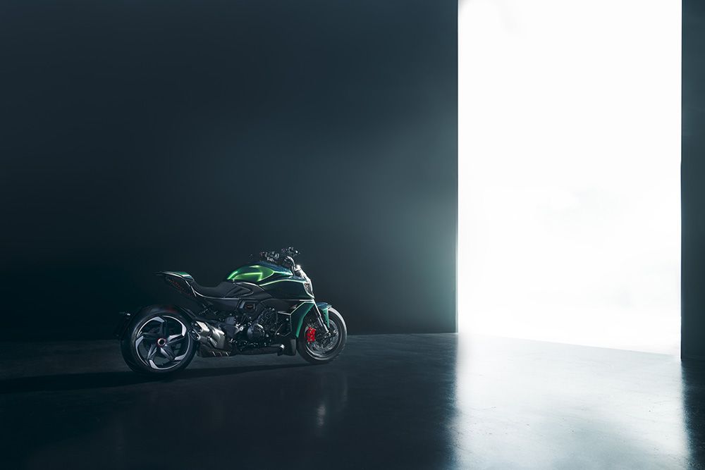 Ducati Diavel for Bentley (9)