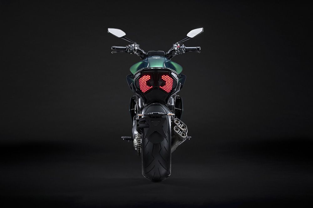 Ducati Diavel for Bentley (15)