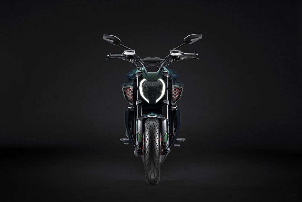 Ducati Diavel for Bentley (16)