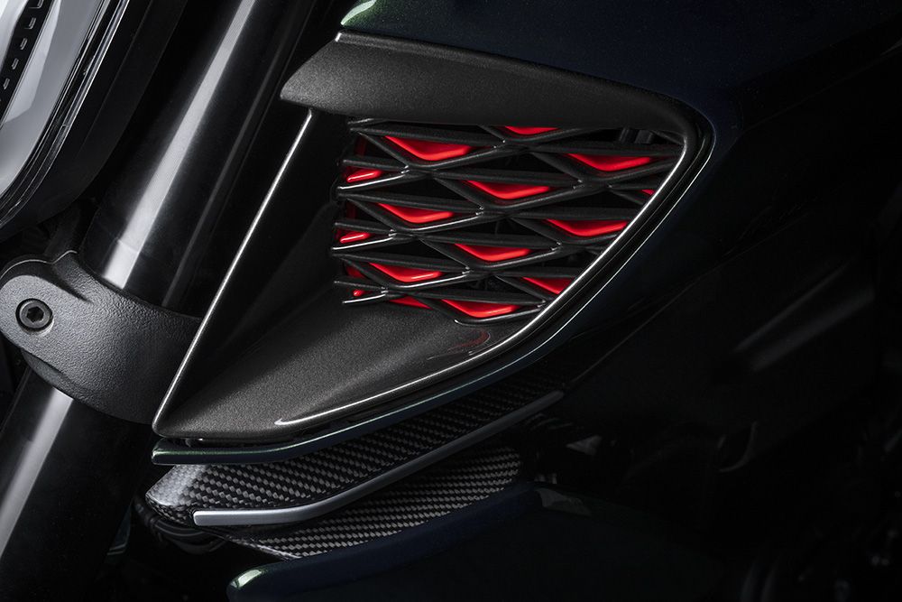 Ducati Diavel for Bentley (26)