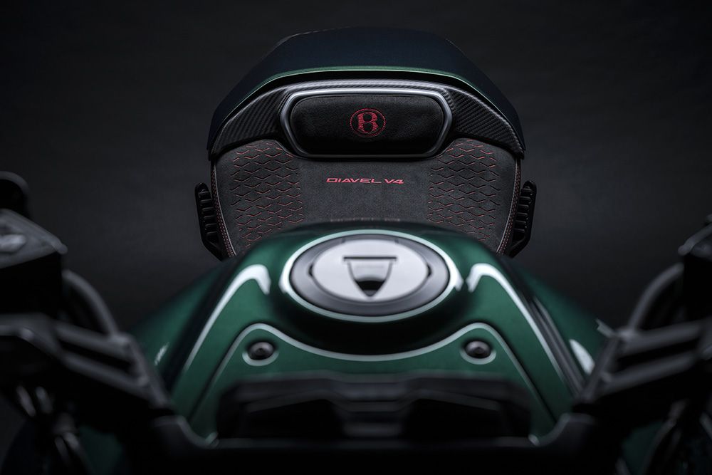 Ducati Diavel for Bentley (28)