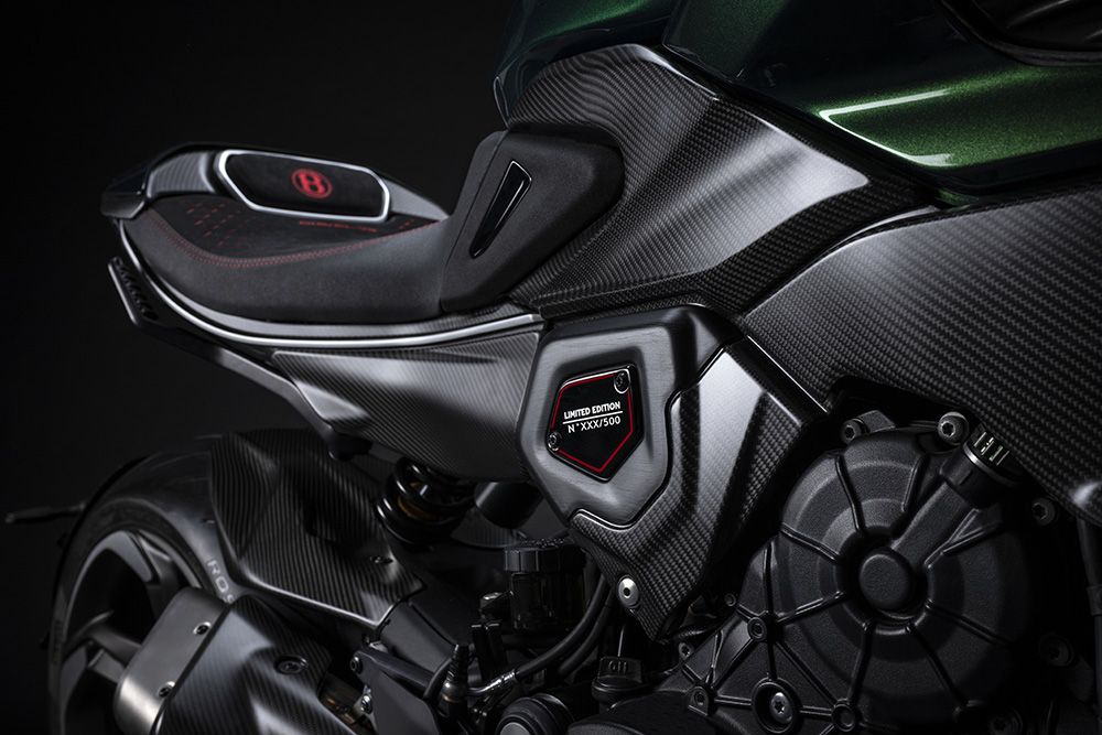 Ducati Diavel for Bentley (32)