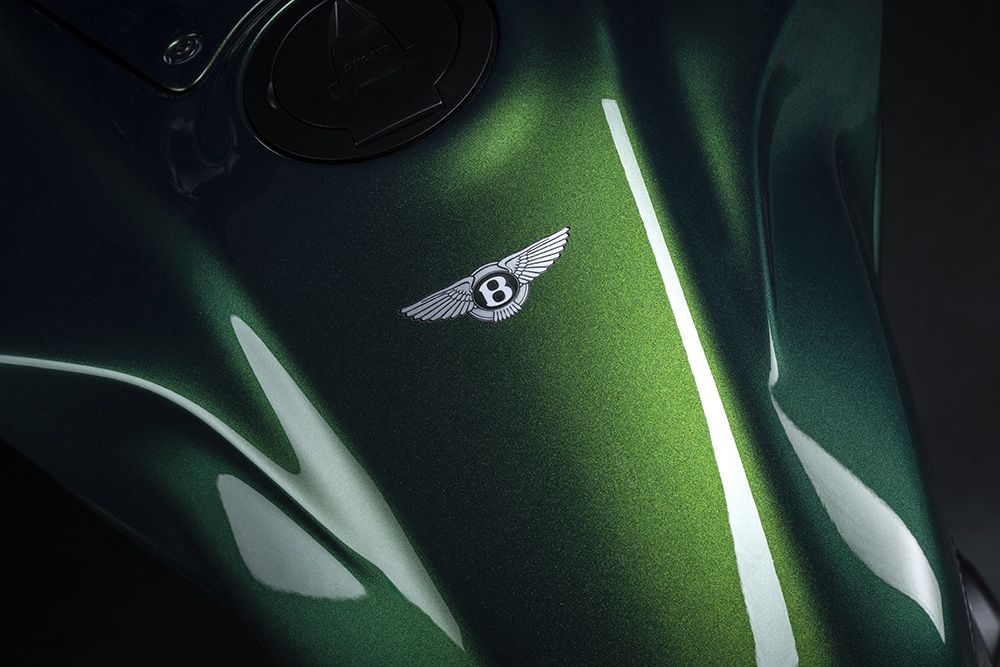 Ducati Diavel for Bentley (44)