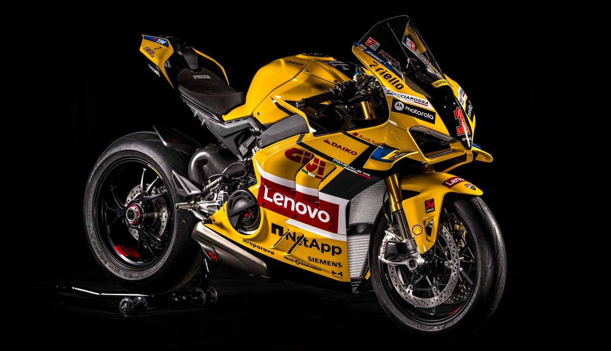 Ducati Panigale V4 2023 Replica de Pecco Bagnaia Ducati Panigale V4 2023 Replica de Pecco Bagnaia