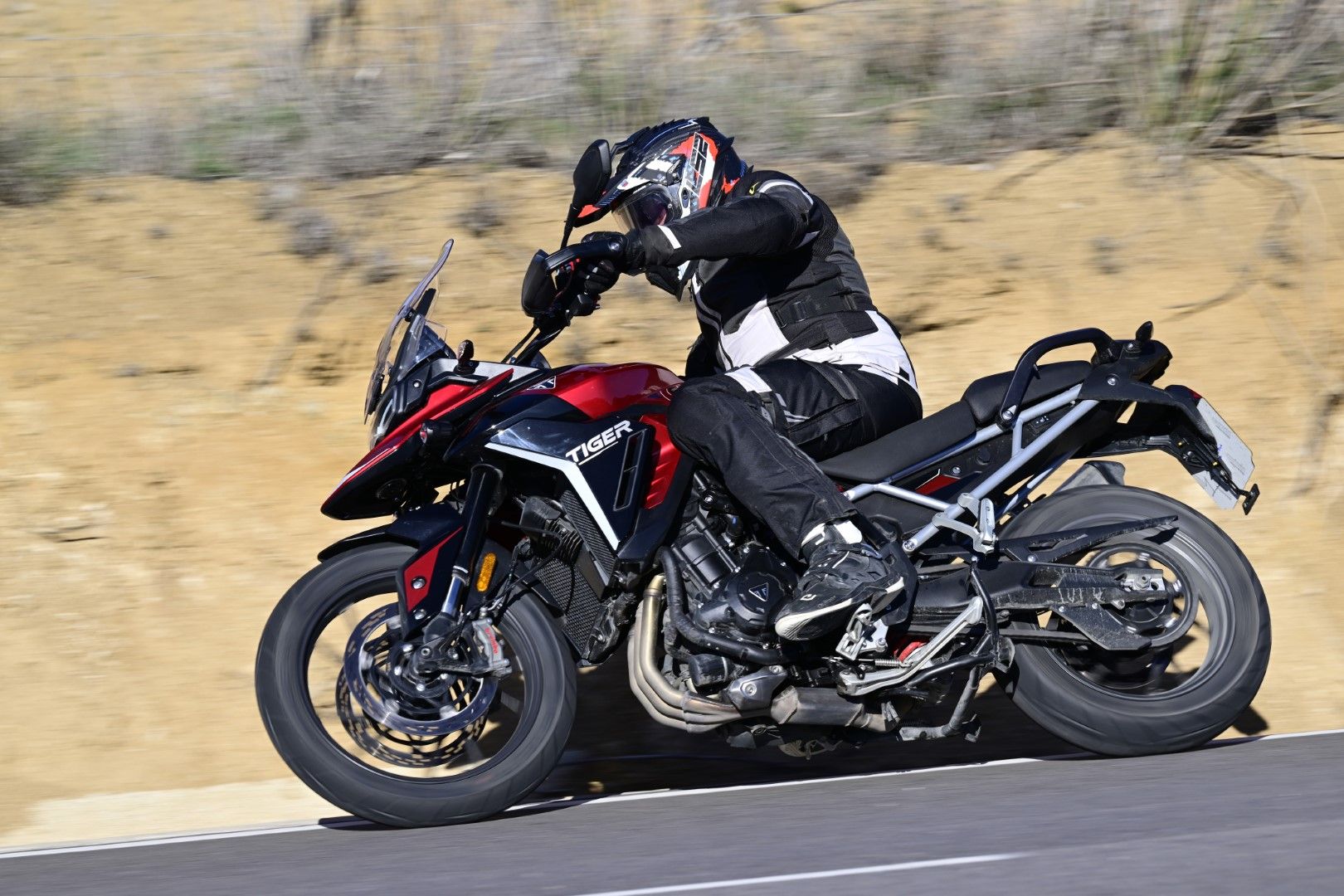 Fotos Triumph Tiger 900 GT Pro 2024