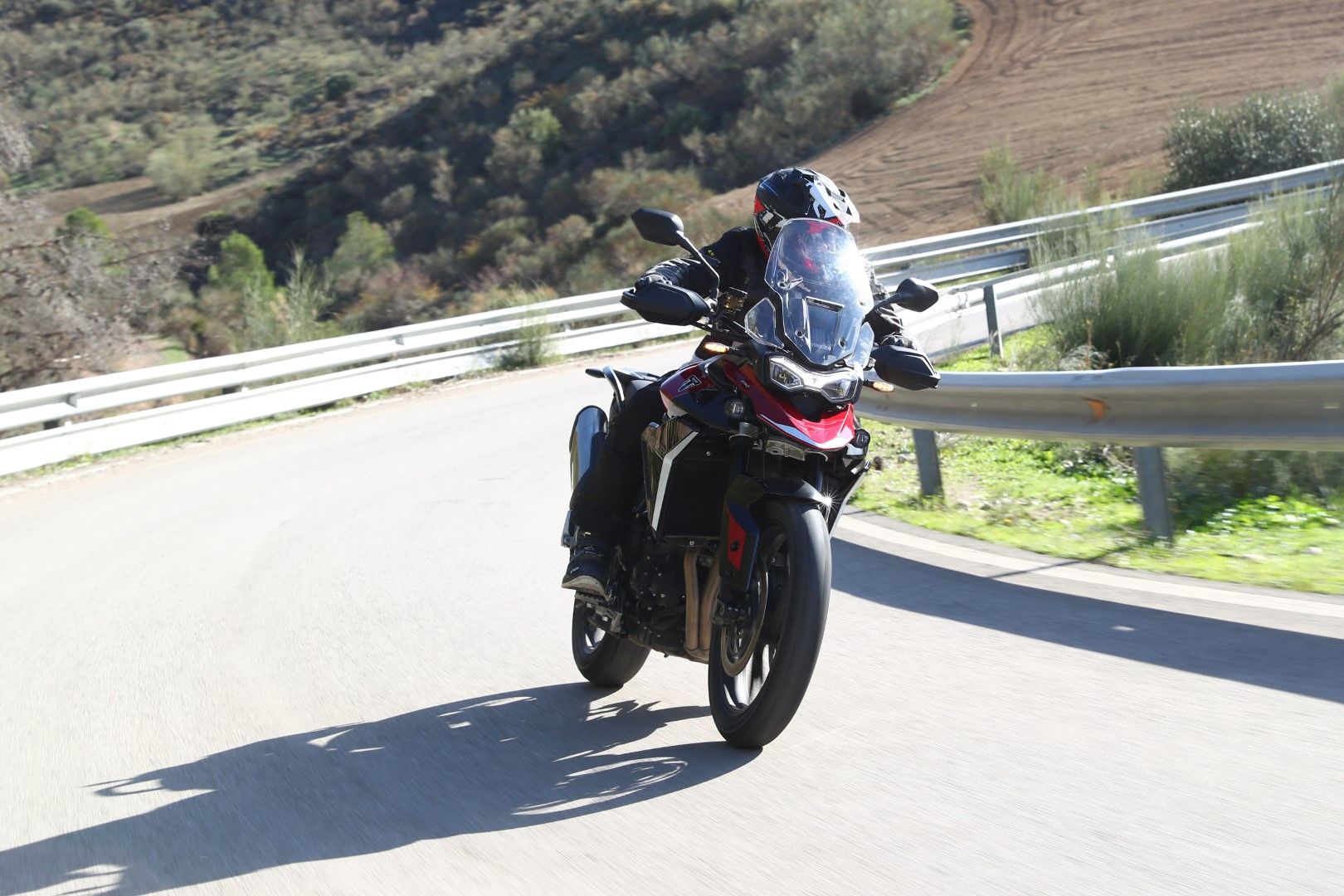 Fotos Triumph Tiger 900 GT Pro 2024
