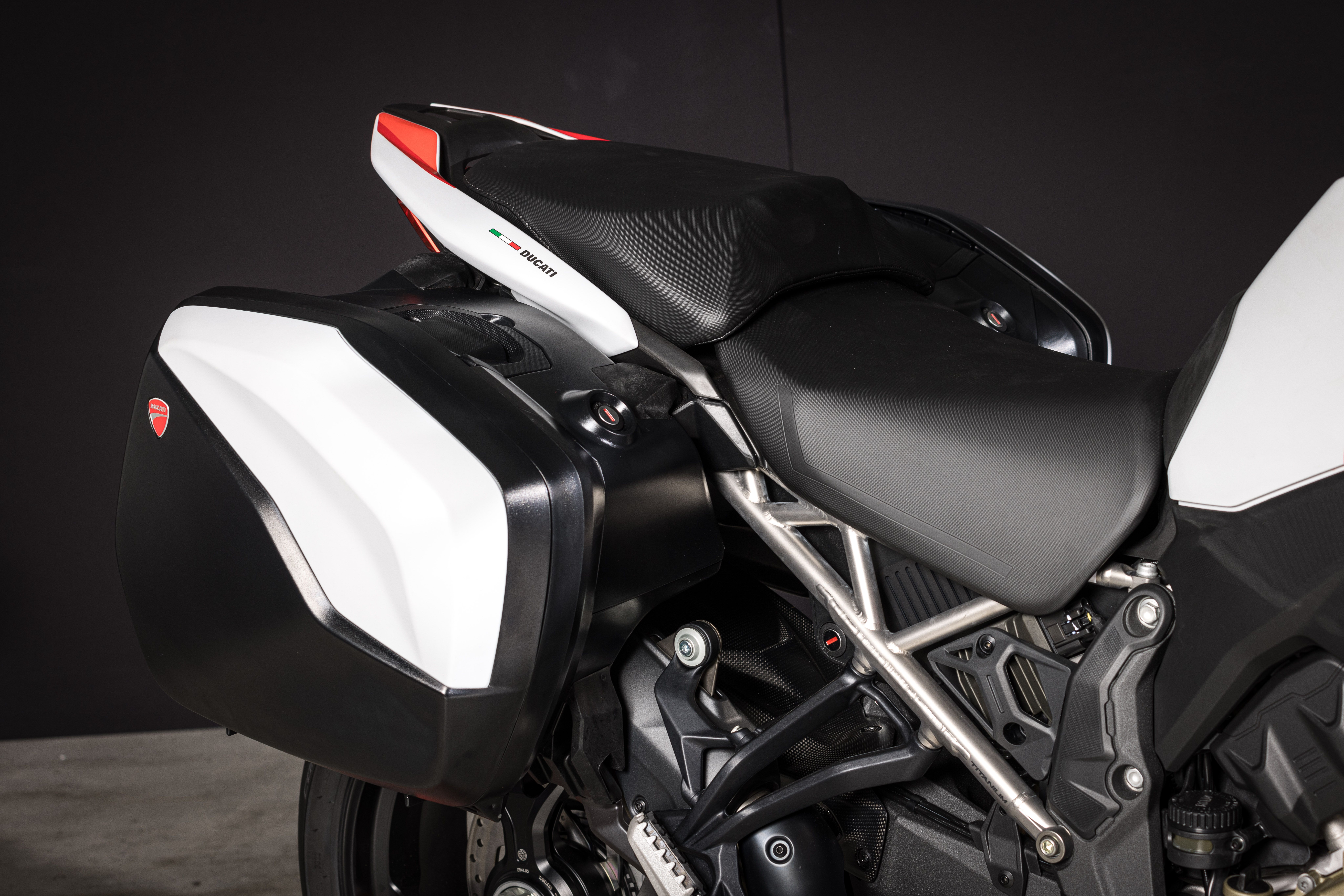 Ducati Multistrada V4 RS 2024 Detalles (4)