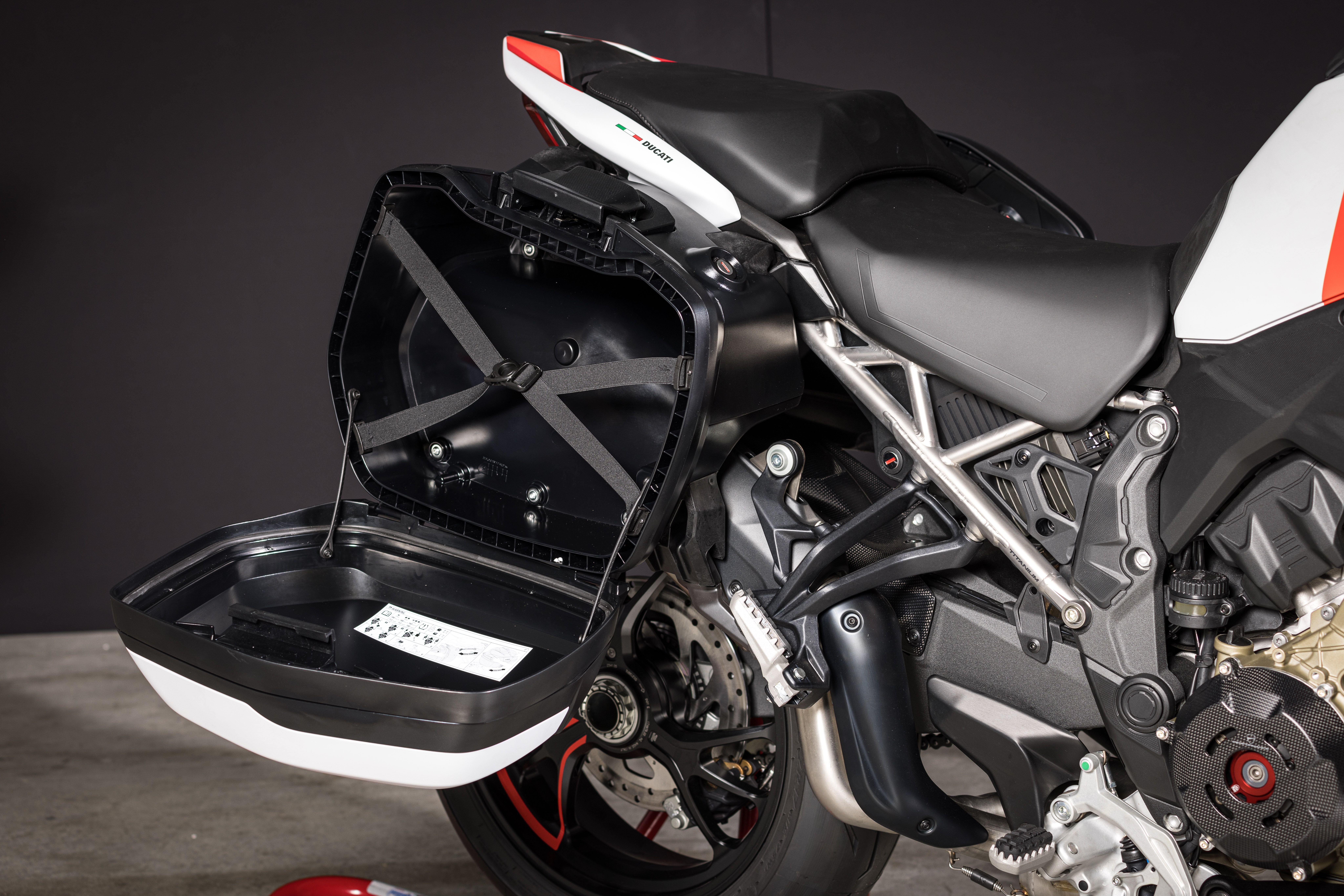 Ducati Multistrada V4 RS 2024 Detalles (9)