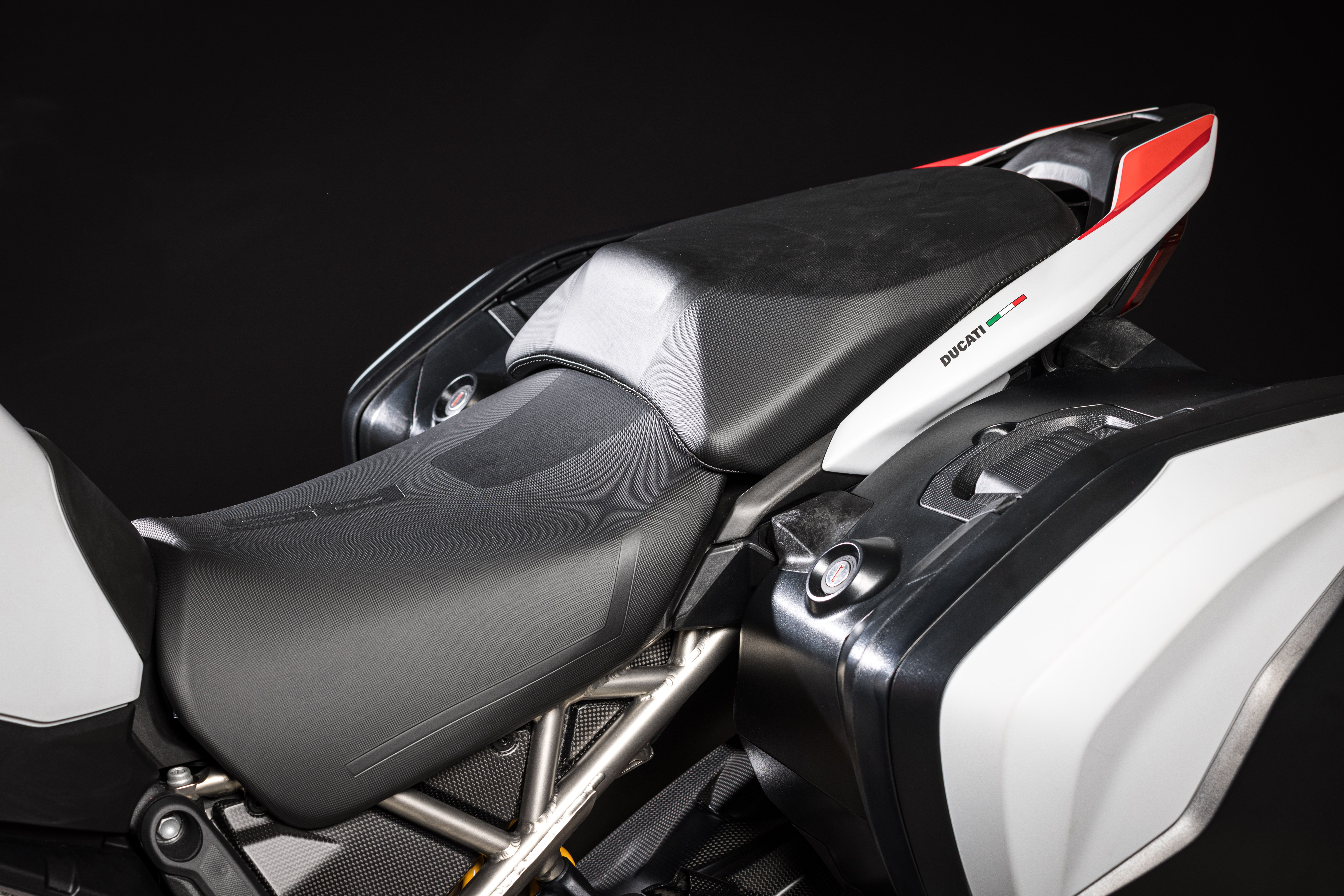 Ducati Multistrada V4 RS 2024 Detalles (17)