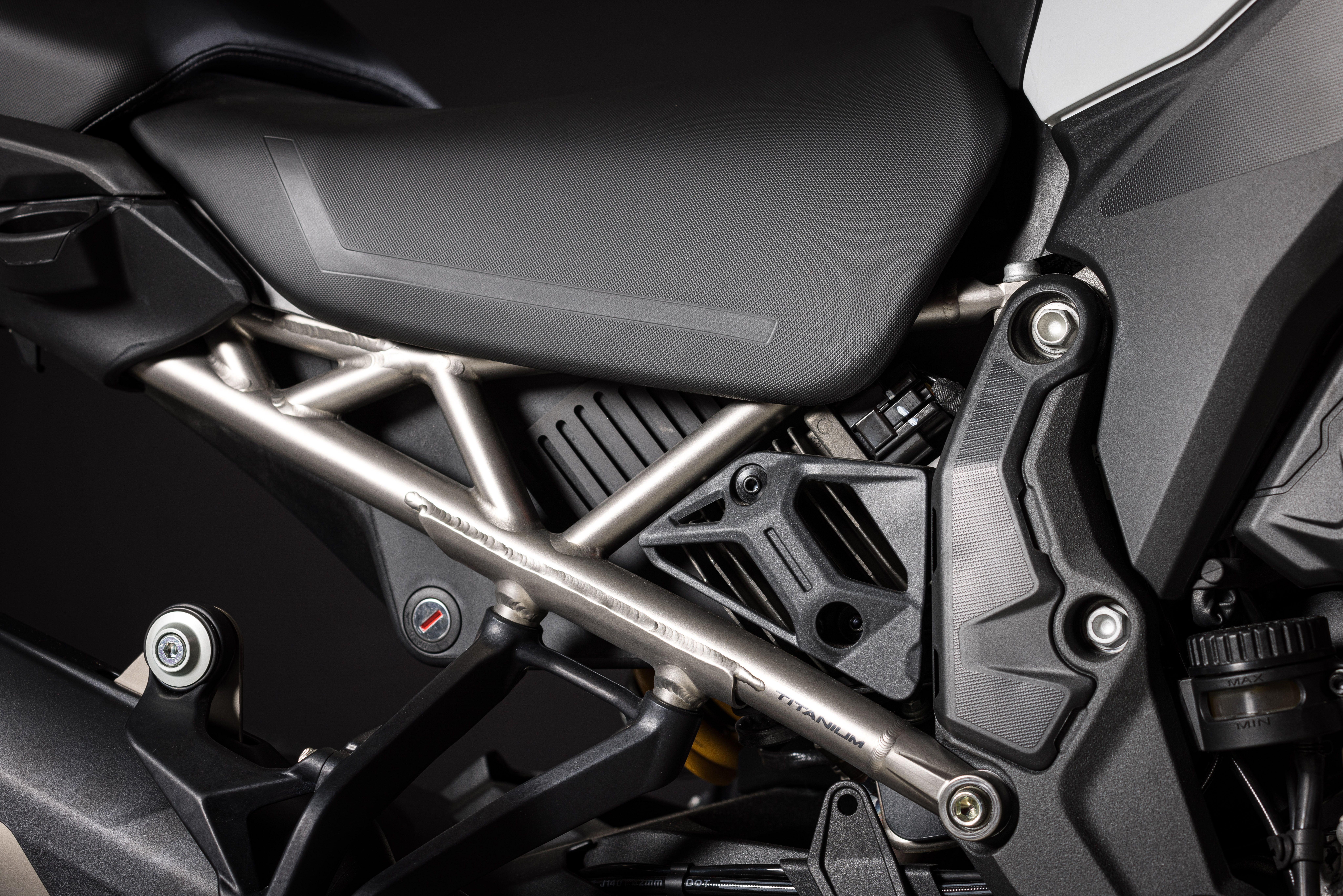 Ducati Multistrada V4 RS 2024 Detalles (21)