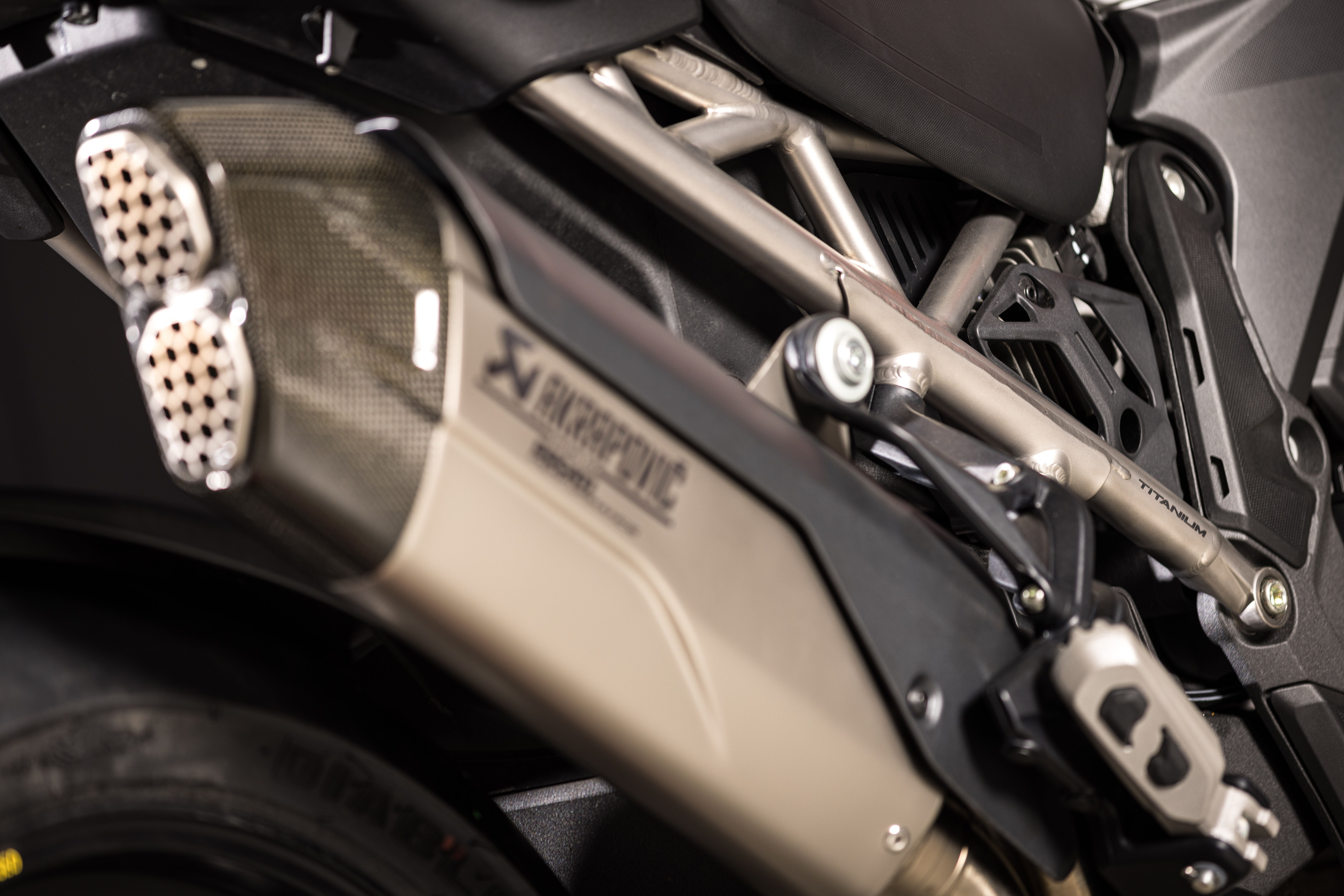 Ducati Multistrada V4 RS 2024 Detalles (24)