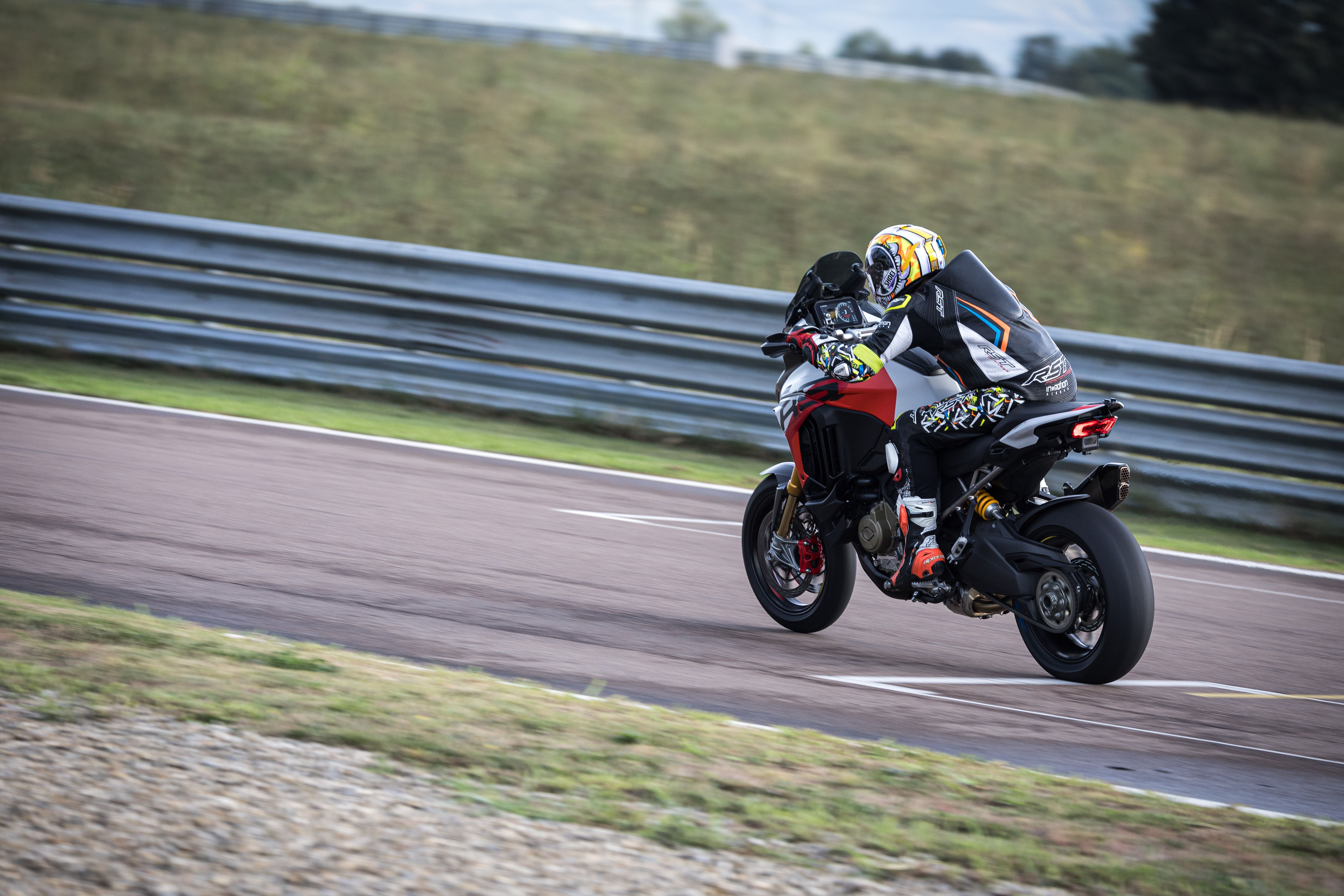 Ducati Multistrada V4 RS 2024 Accion (2)