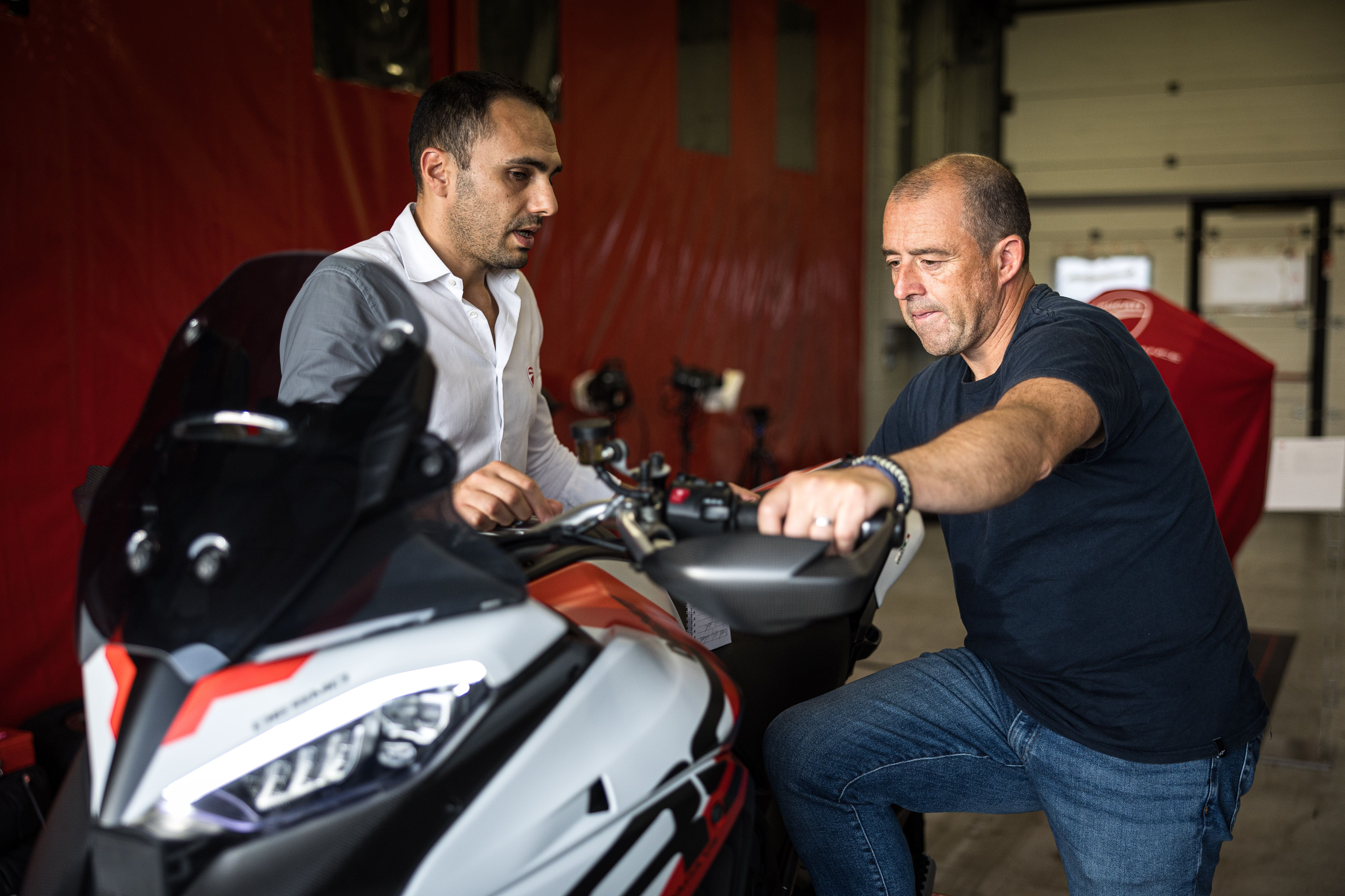 Ducati Multistrada V4 RS 2024 Ambiente (7)