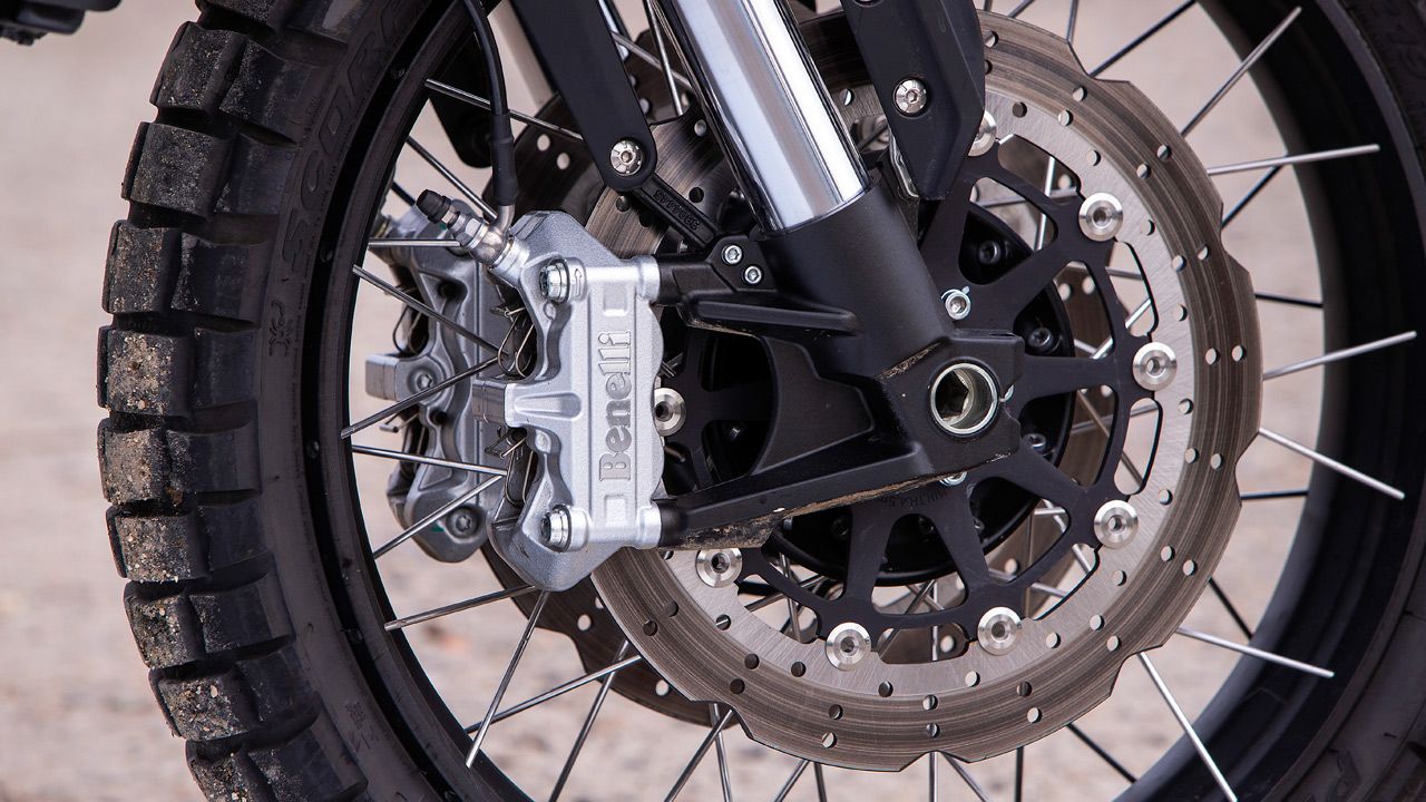 Benelli Leoncino 800 Trail