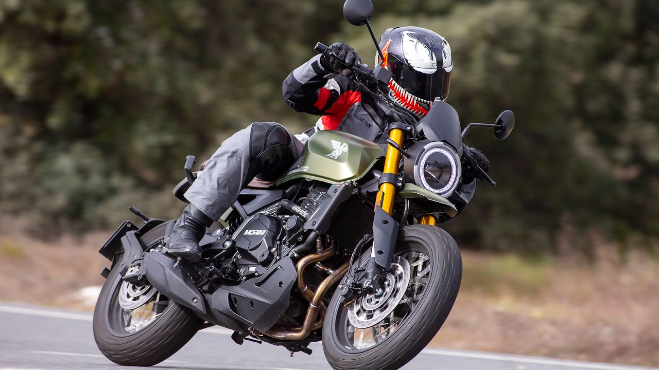 Moto Morini Seiemezzo SCR