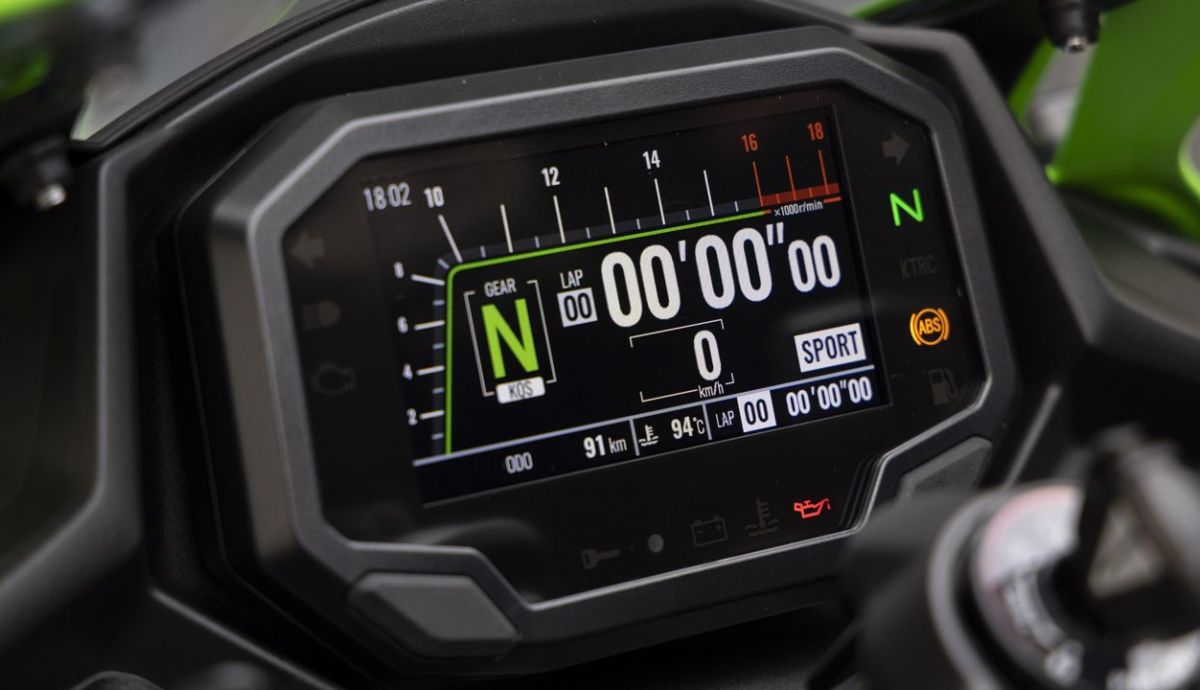 Kawasaki ZX 4RR 2024 (7)